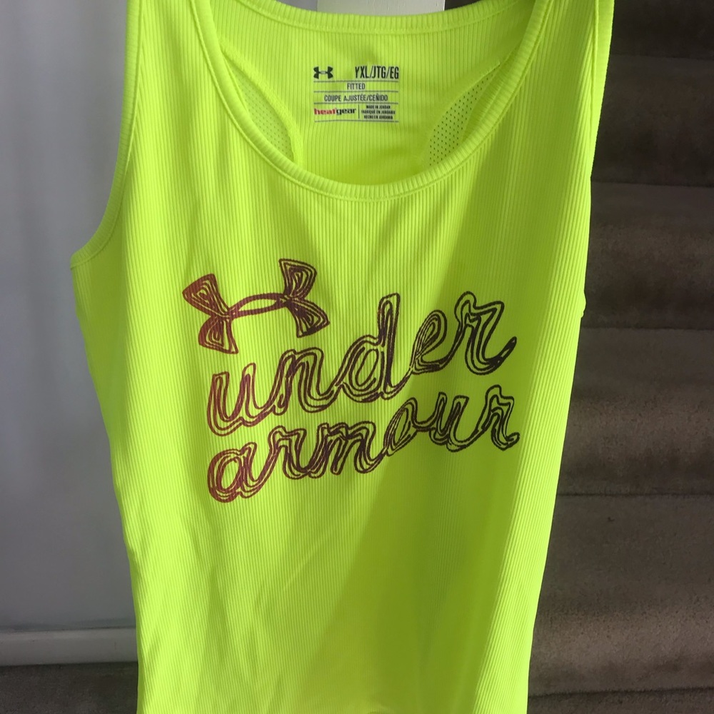 Under Armour tank youth XL